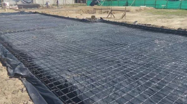 Plástico negro para construcción: Protege tus herramientas y materiales